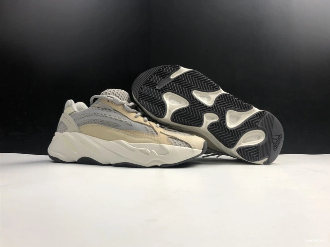 Adidas Boost V2 Cream GY7924 Cream Yeezy 700 0908
